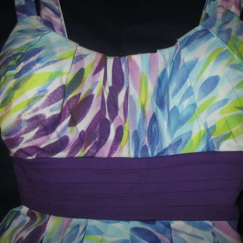 Floral Spring Dress - Picture 3 of 7